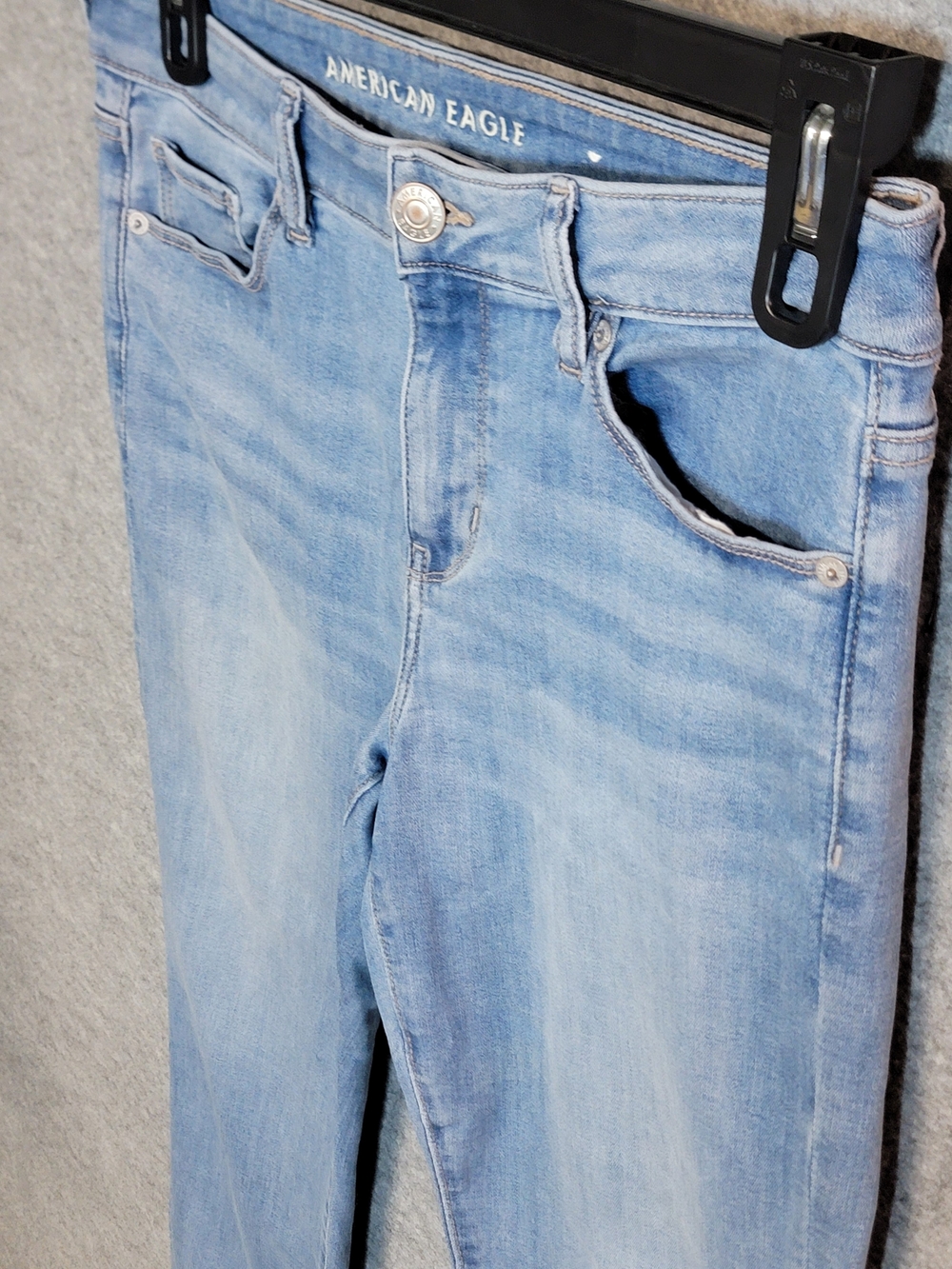 American Eagle Outfitters Light Blue Women’s Skinny Jeans Size 10 Xshort - Picture 2 of 11
